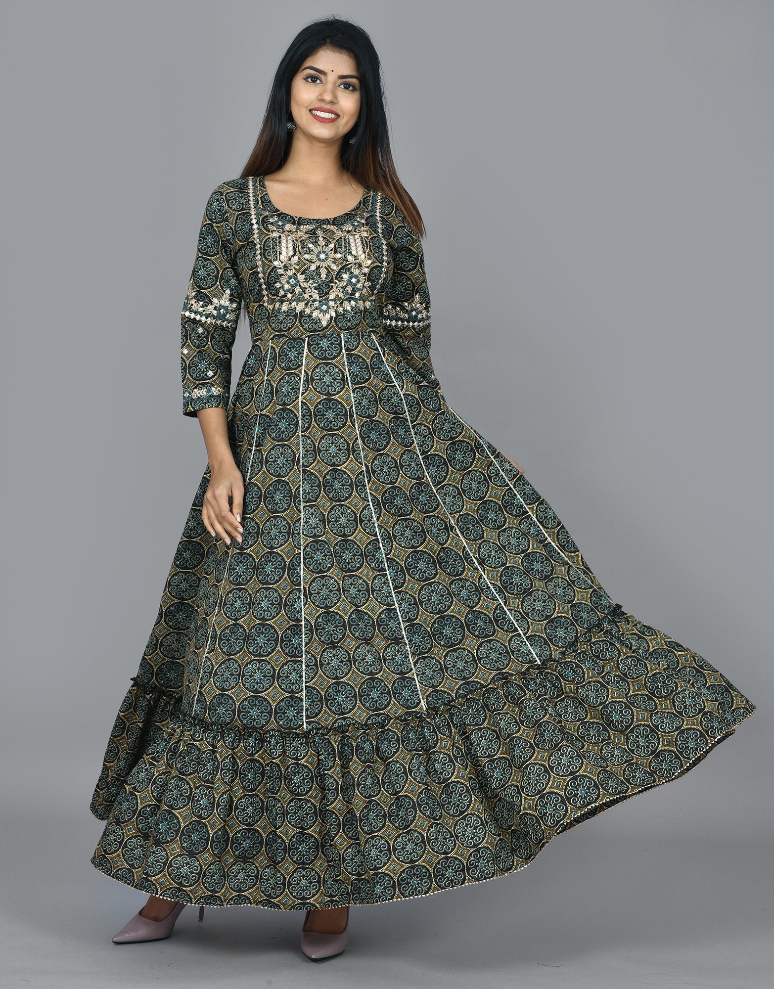Kaajh Green Mirror Embroidery Anarkali Kurta For Women