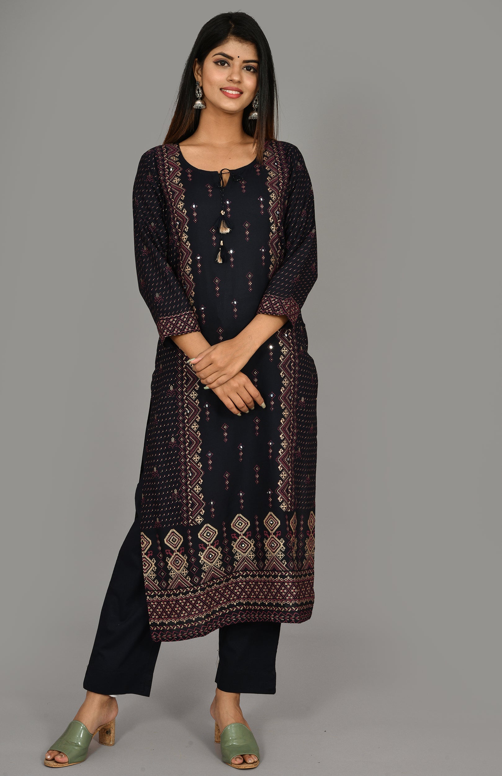 Kaajh Women's Blue Gold Printed Kurta Pant Set