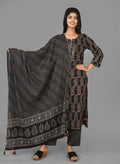 Kaajh Women's Black Paisley Print Cotton Suit Set
