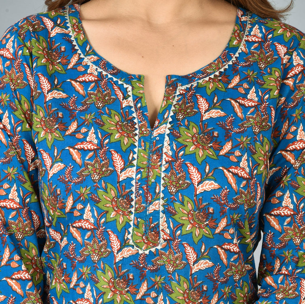 Kaajh Blue Floral Print Cotton Suit Set For Women