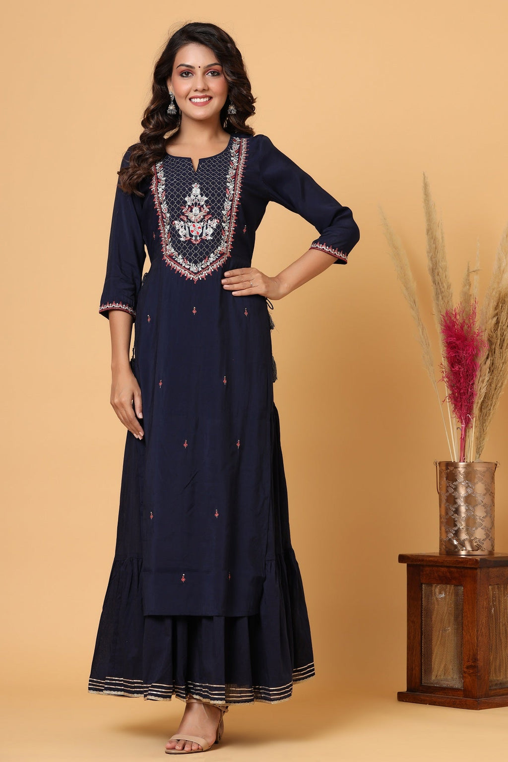 Kaajh Women's Blue Embroidery Chanderi Ethnic Kurta