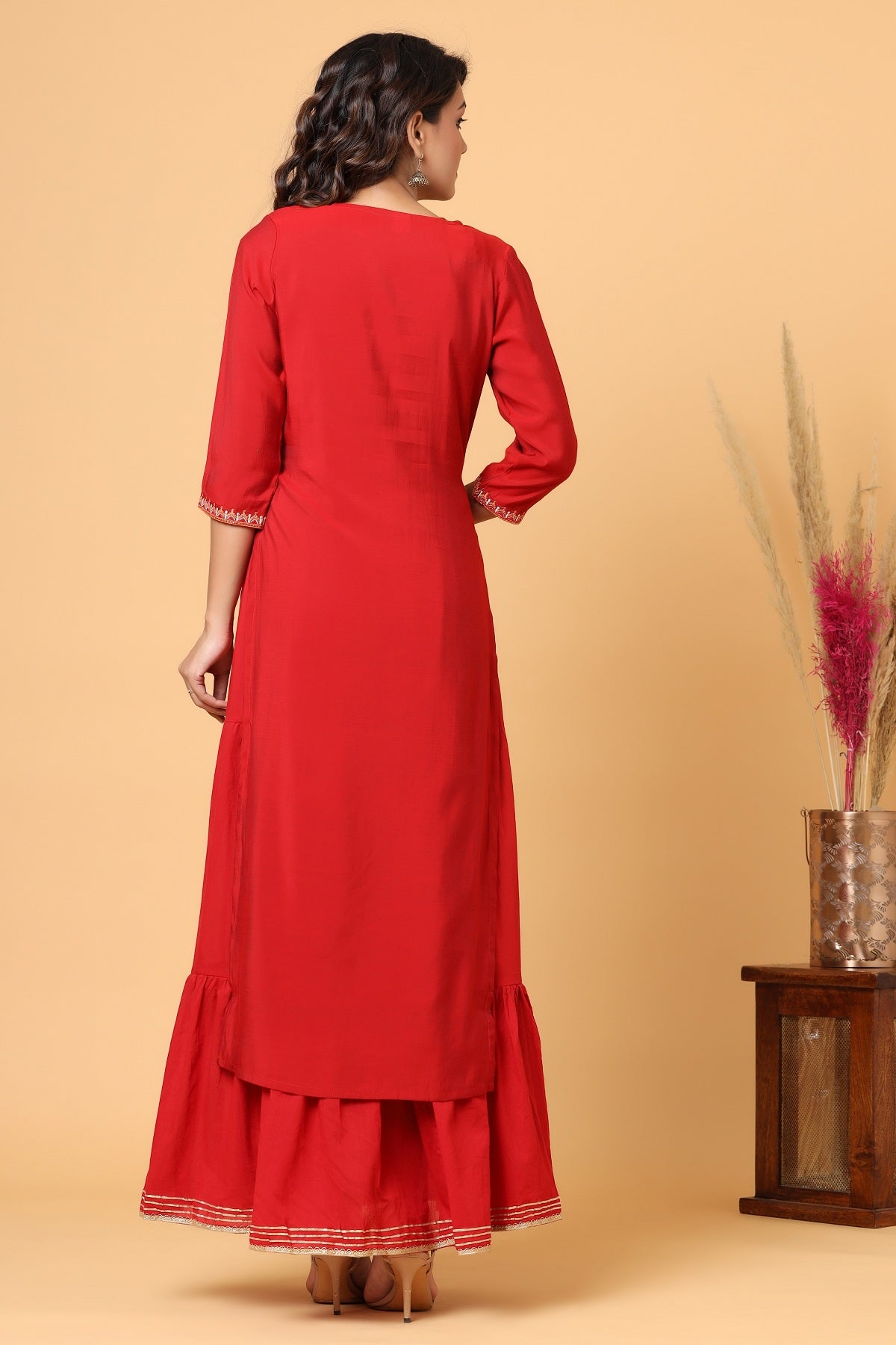 Kaajh Women's Red Embroidery Chanderi Ethnic Kurta