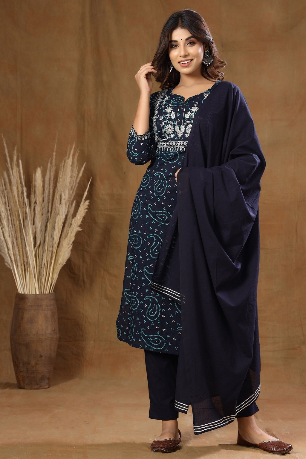 Kaajh Women's Blue Bandhej Embroidery Suit Set