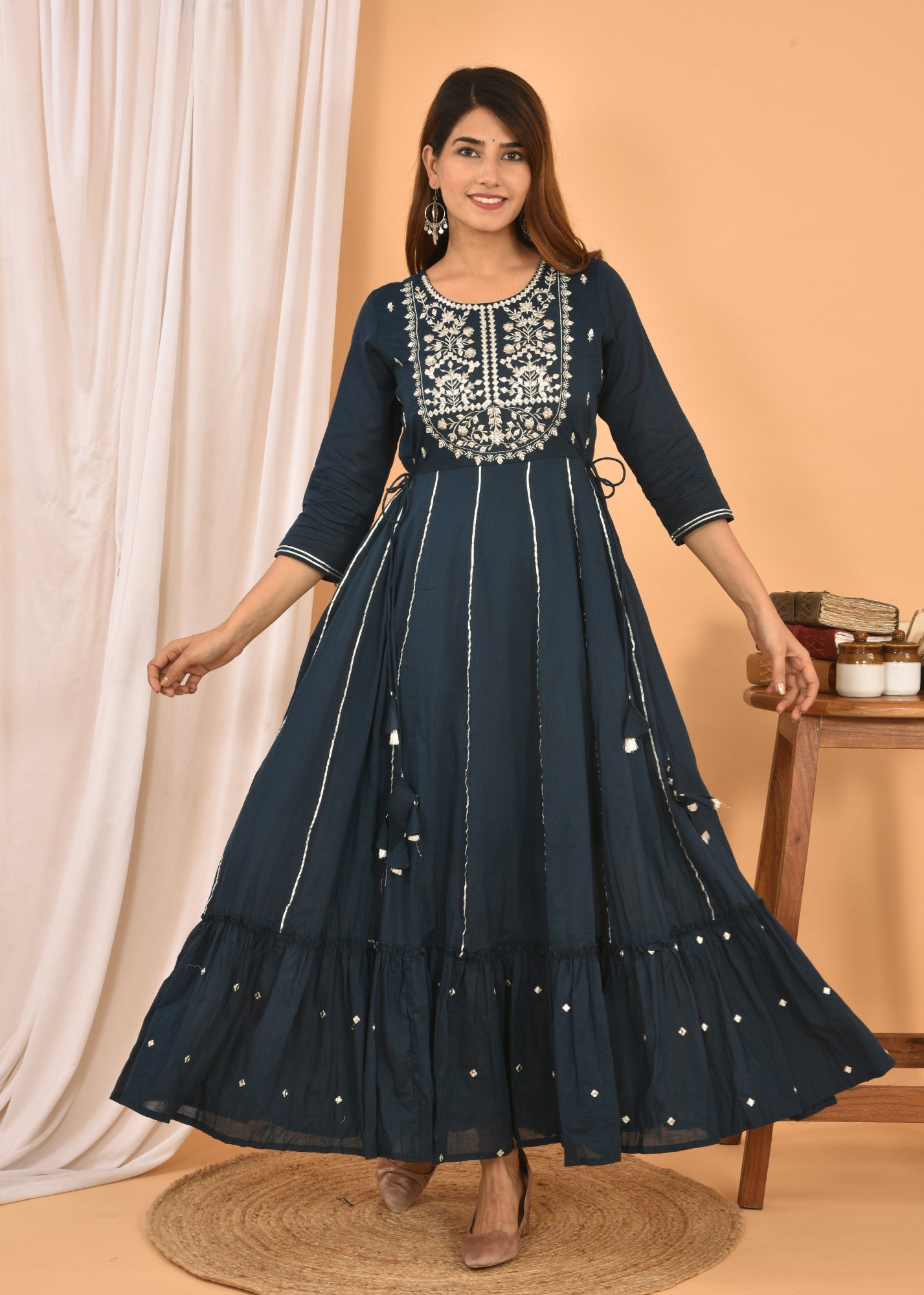 Kaajh Women's Blue Mirror Embroidery Anarkali Kurta