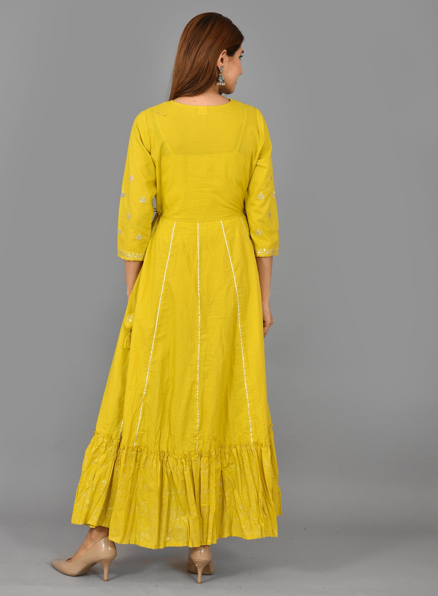 Kaajh Women's Yellow Zari Embroidery Anarkali Kurta