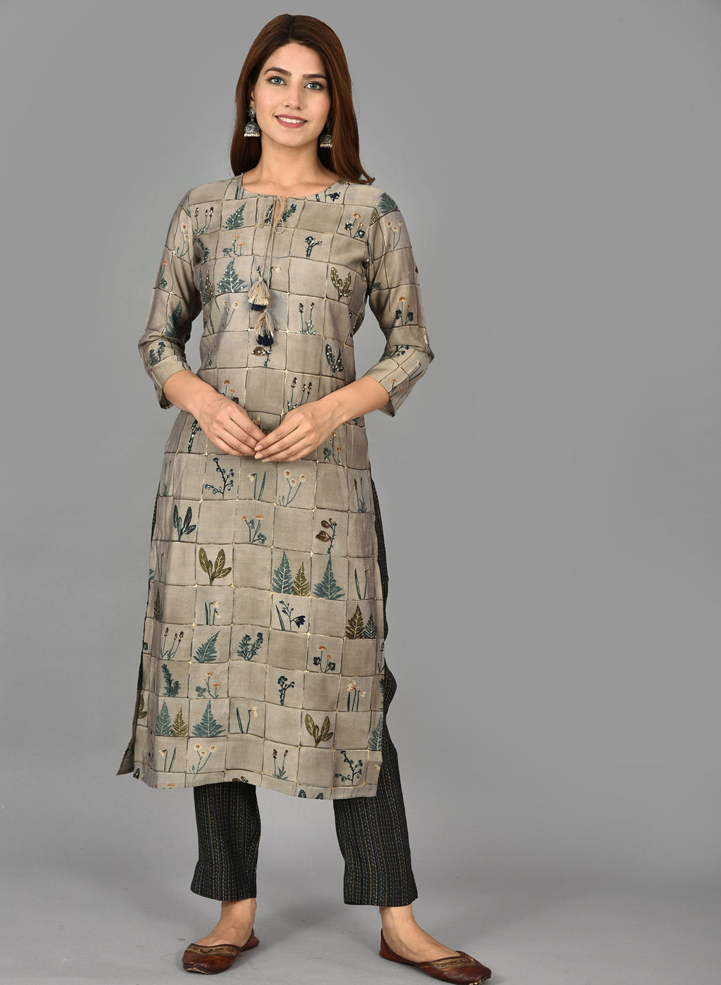 Kaajh Women's Grey Floral Printed Modal Kurta Pant Set