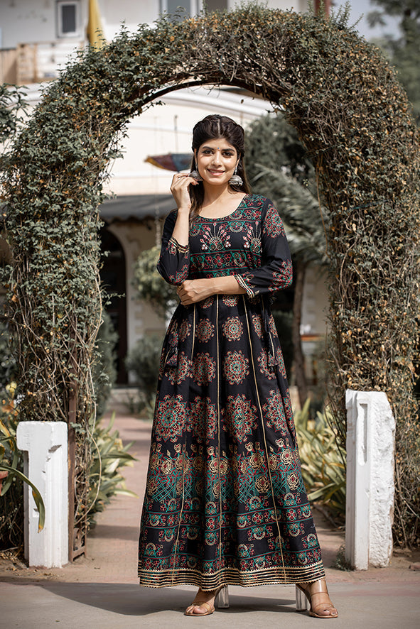 Kaajh Women's Black Gold Printed Ethnic Gown