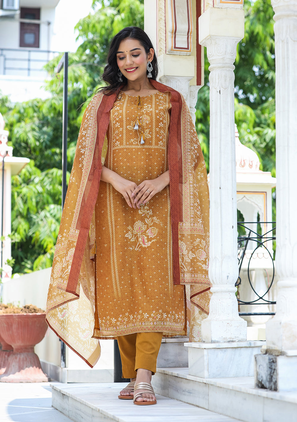 Kaajh Women's Mustard Festive Chanderi Print Kurta Set With Trouser And Dupatta