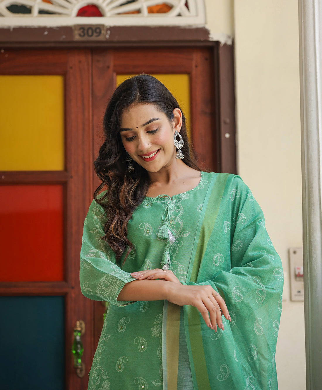 Kaajh Women's Green Printed Chanderi Kurta Set With Pant And Dupatta