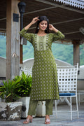 Kaajh Women's Green Printed Kurta Pant Set