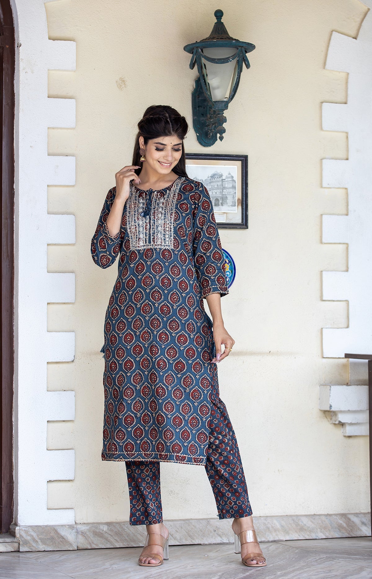 Kaajh Women's Blue Ajrak Print Cotton Kurta Pant Set
