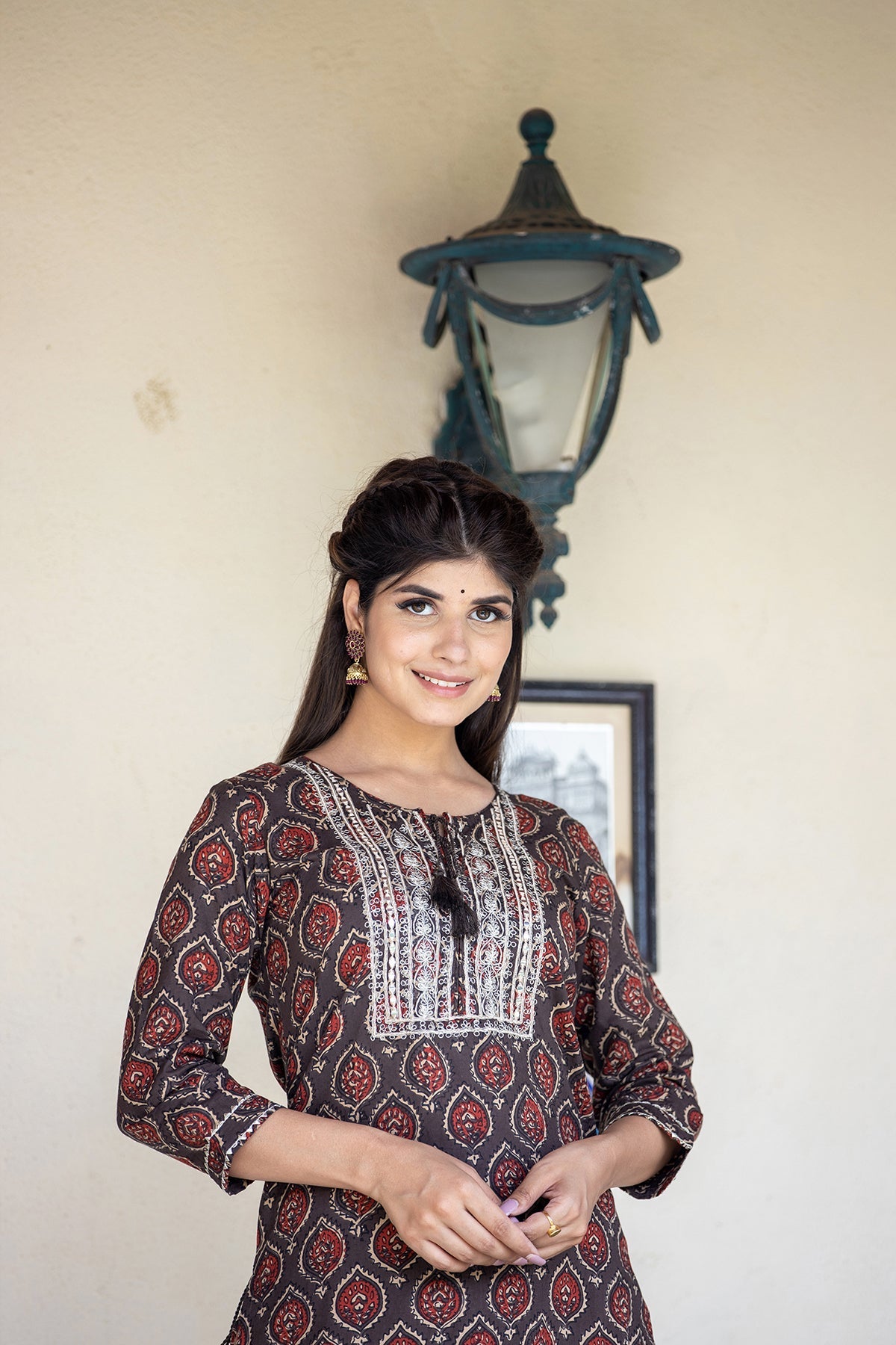Kaajh Women's Brown Ajrak Print Cotton Kurta Pant Set