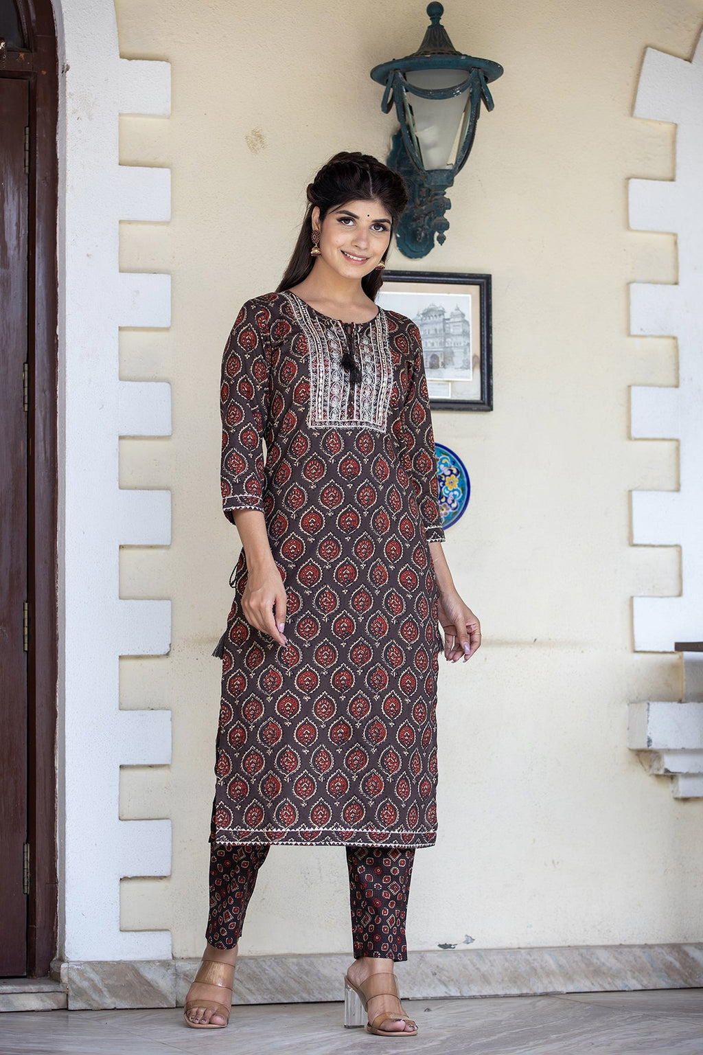 Kaajh Women's Brown Ajrak Print Cotton Kurta Pant Set