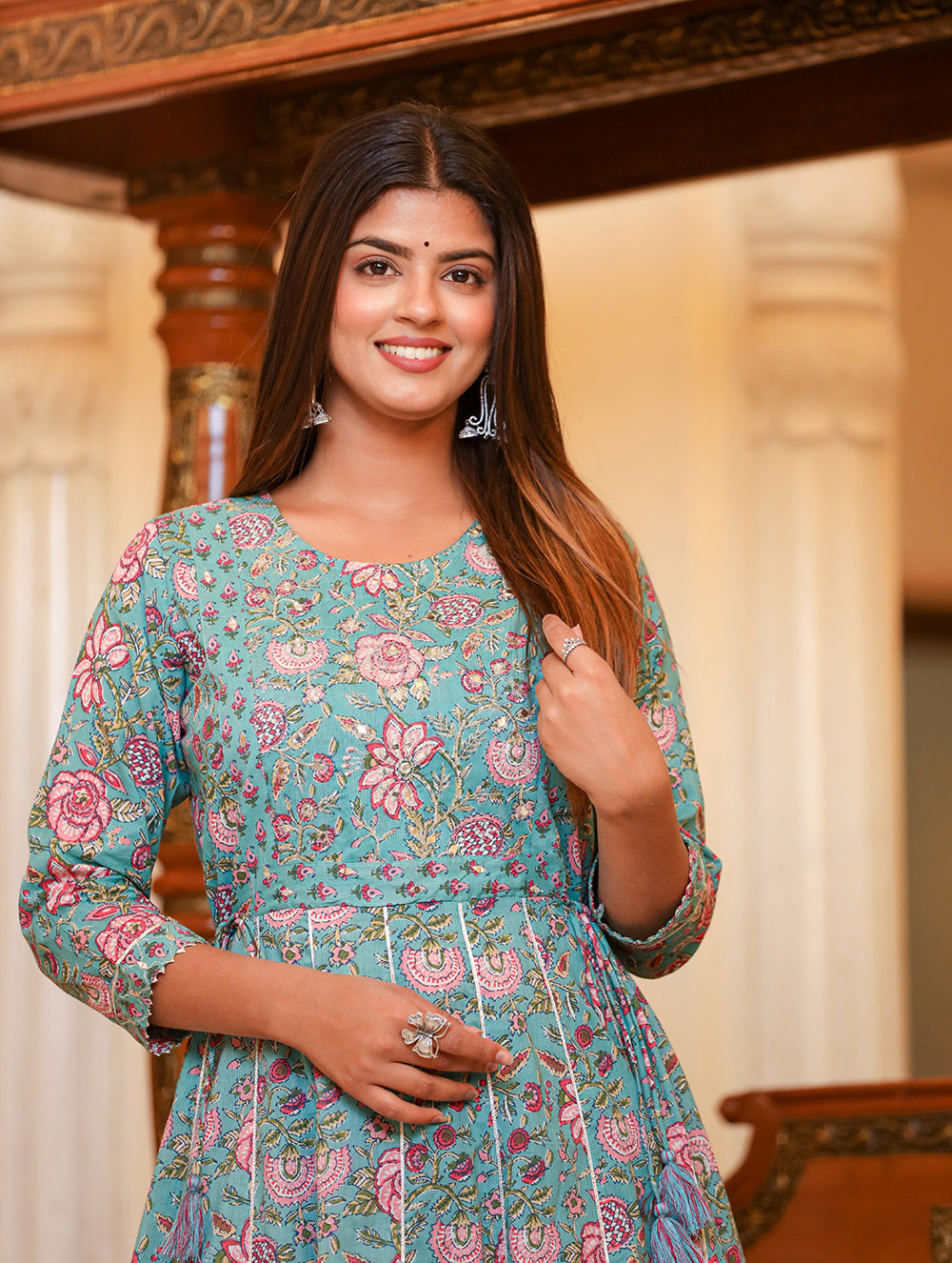 Kaajh Women's Turquoise Floral Print Flared Anarkali Kurta With Pant
