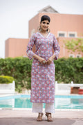 Kaajh Women's Pink Floral Printed Cotton Kurta