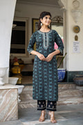 Kaajh Women's Green Embroidered Kurta Pant Set