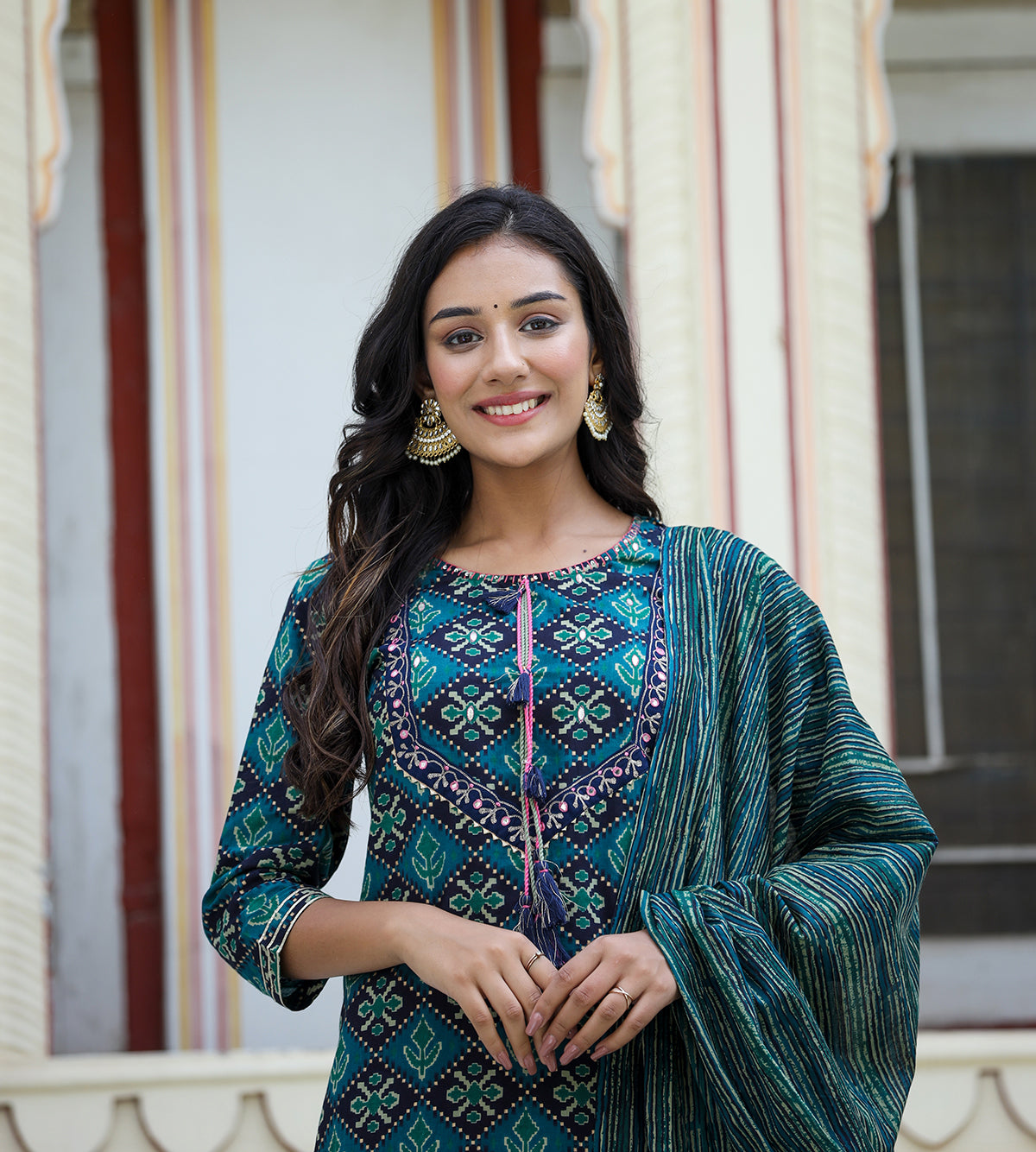 Kaajh Women's Green Ethnic Print Cotton Kurta Set With Pant And Dupatta