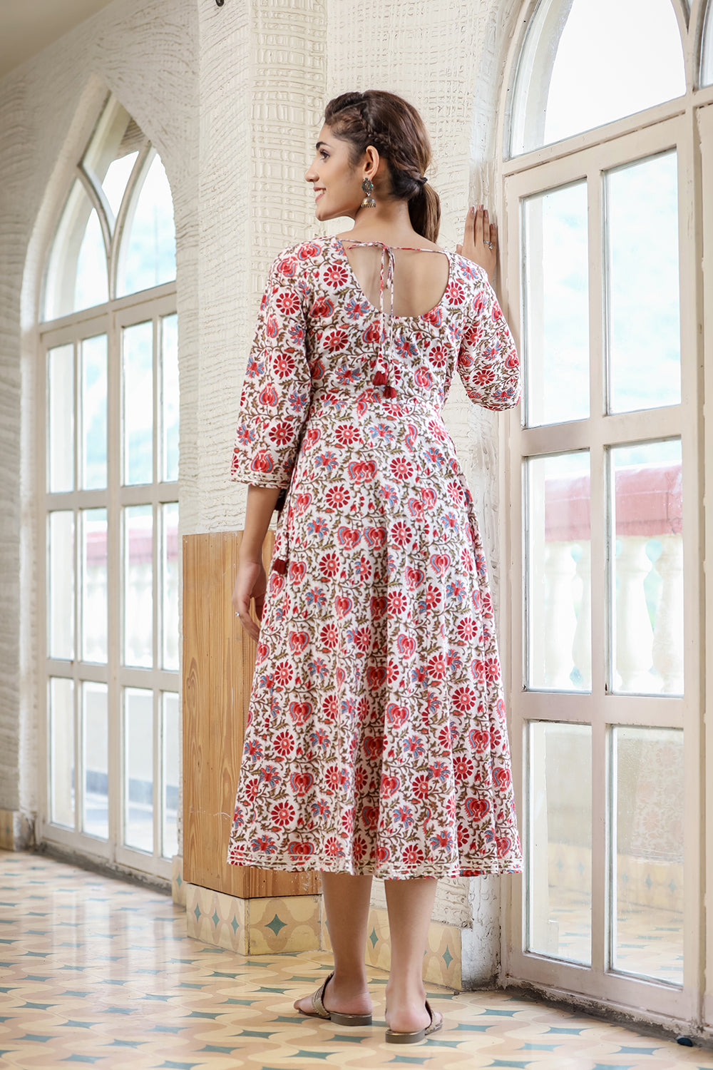 Kaajh Women's White Green Floral Printed Cotton Ethnic Dress