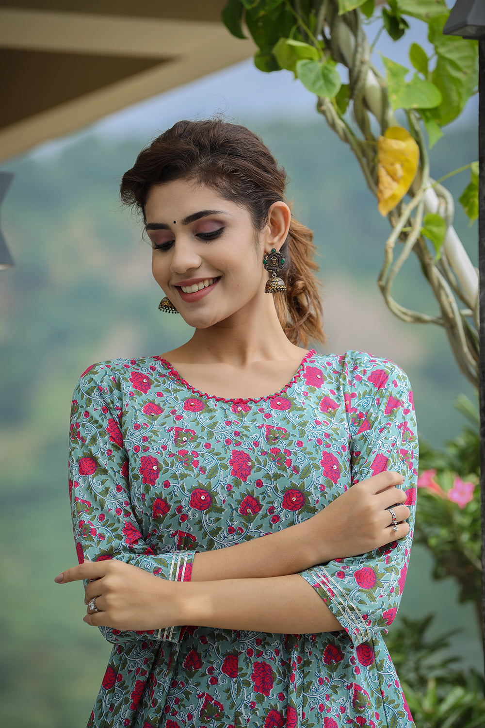 Kaajh Women's Green Pink Floral Printed Cotton Ethnic Dress