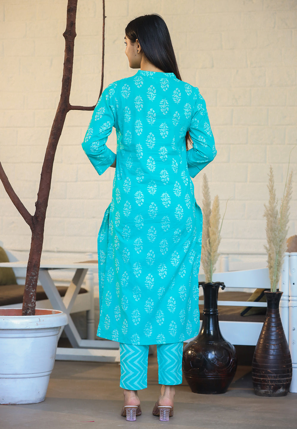 Kaajh Woman's Turqouise Green Block Print Cotton Kurta Pant Set With Dupatta