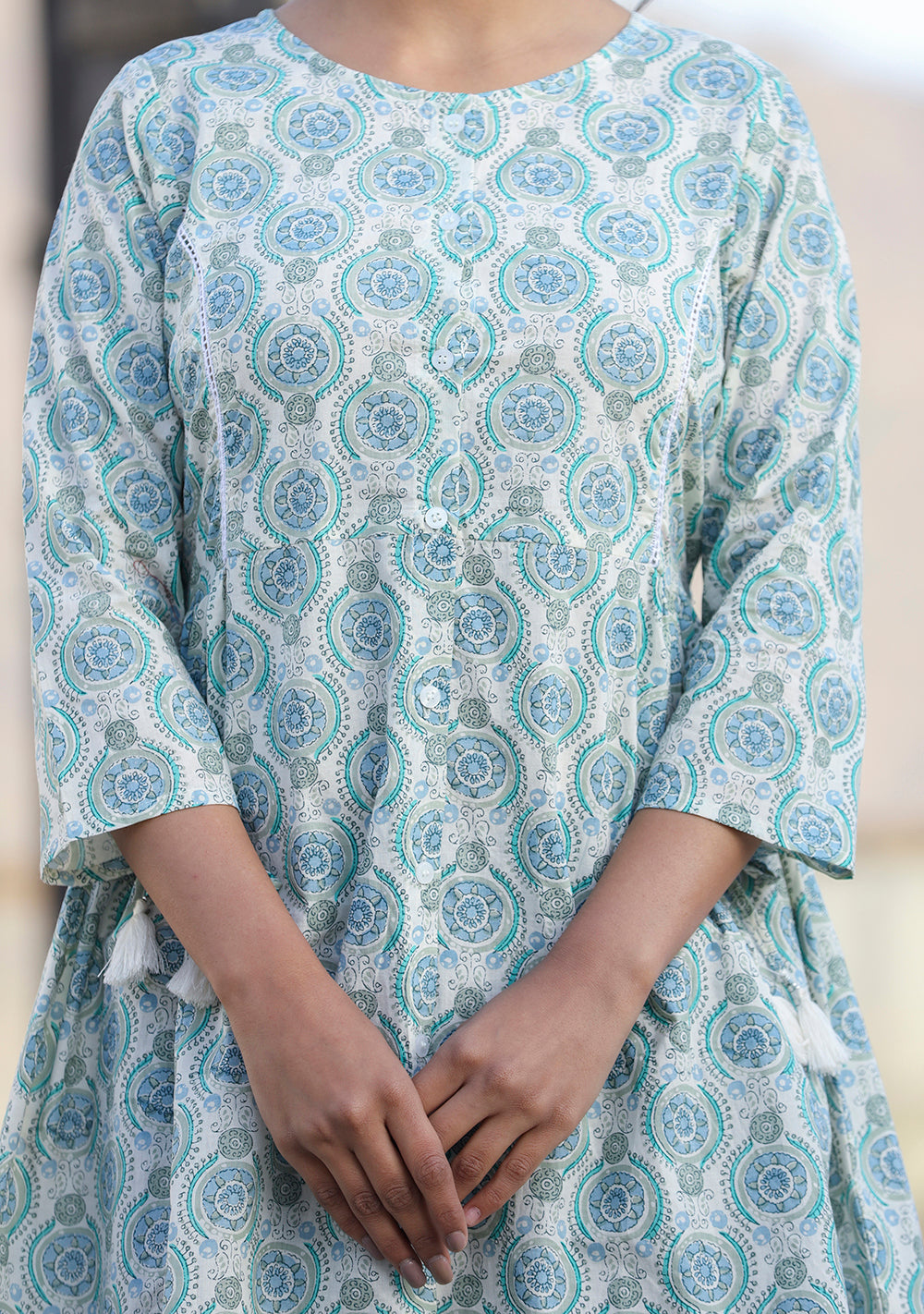 Kaajh Off White Green Printed Shirt Style Cotton Tunic