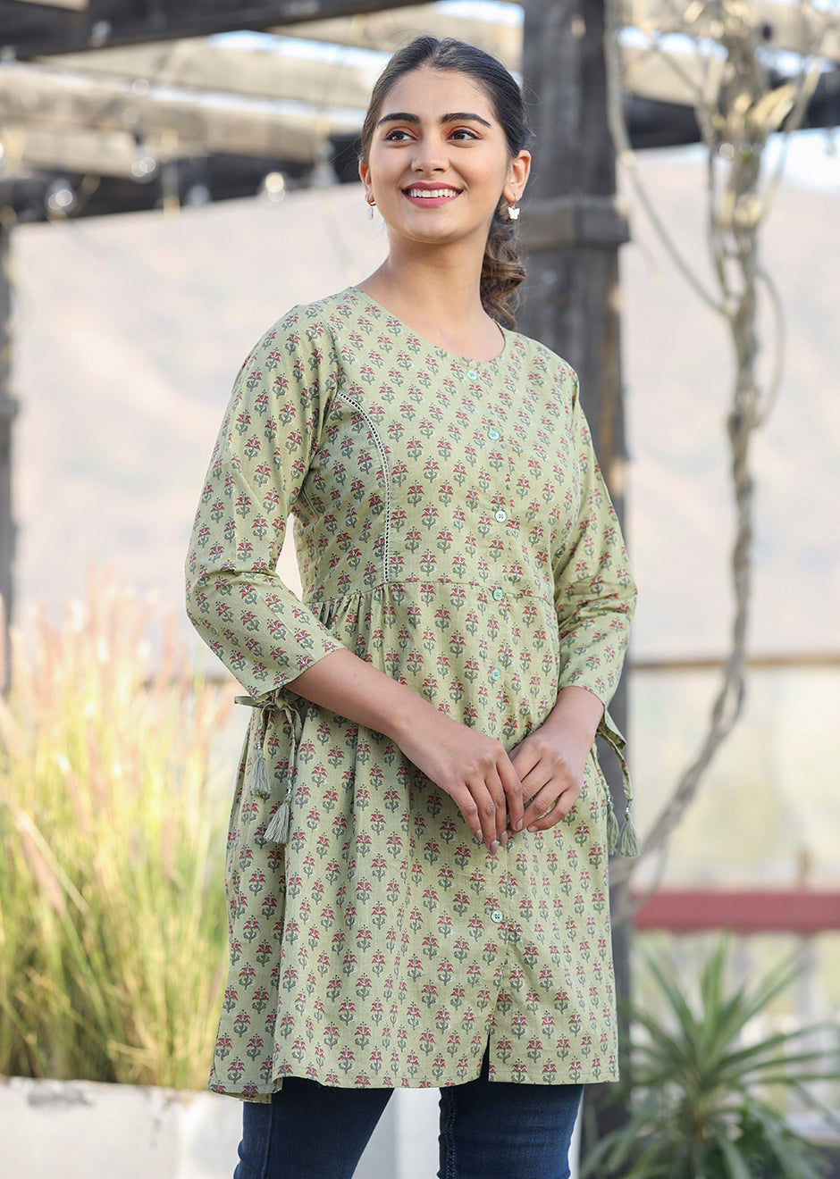 Kaajh Green Printed Cotton Shirt Style Tunic