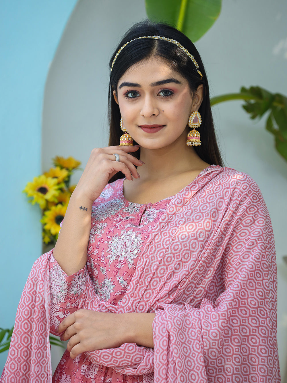 Kaajh Woman's Pink Floral Print Cotton Kurta Pant With Dupatta Set