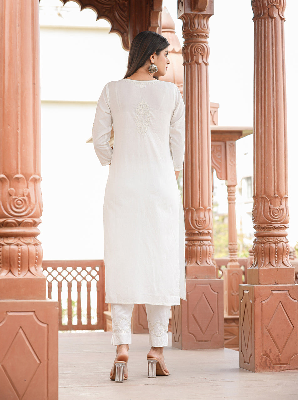 Kaajh Women's Off White Lucknow Chikankari Cotton Kurta Set With Dupatta