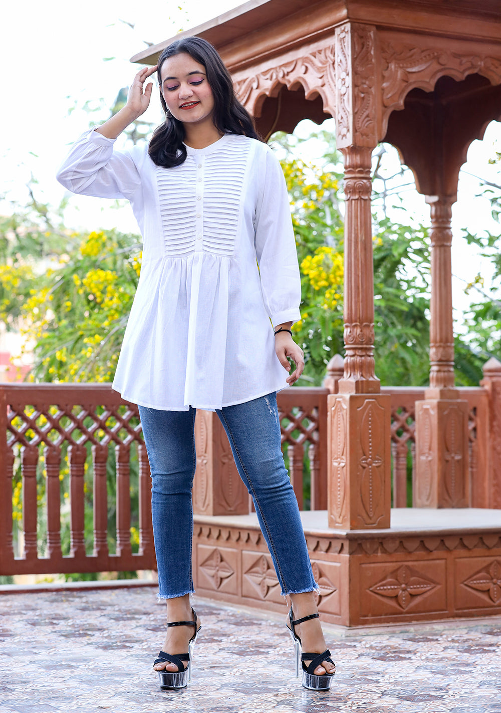 Kaajh Women's Pastel White Cotton Tunic Top