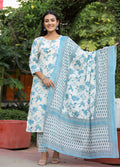 Kaajh Women's Sky Blue Floral Print Cotton Kurta Pant Set With Dupatta