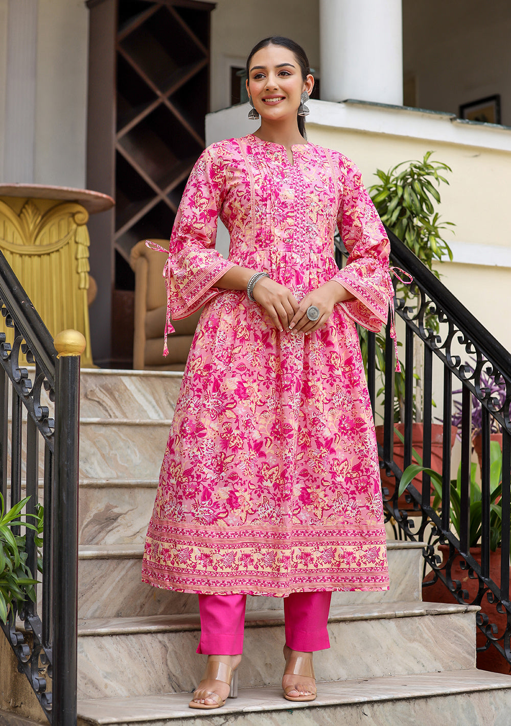 Kaajh Women's Pink Floral Print Cotton Kurta Set
