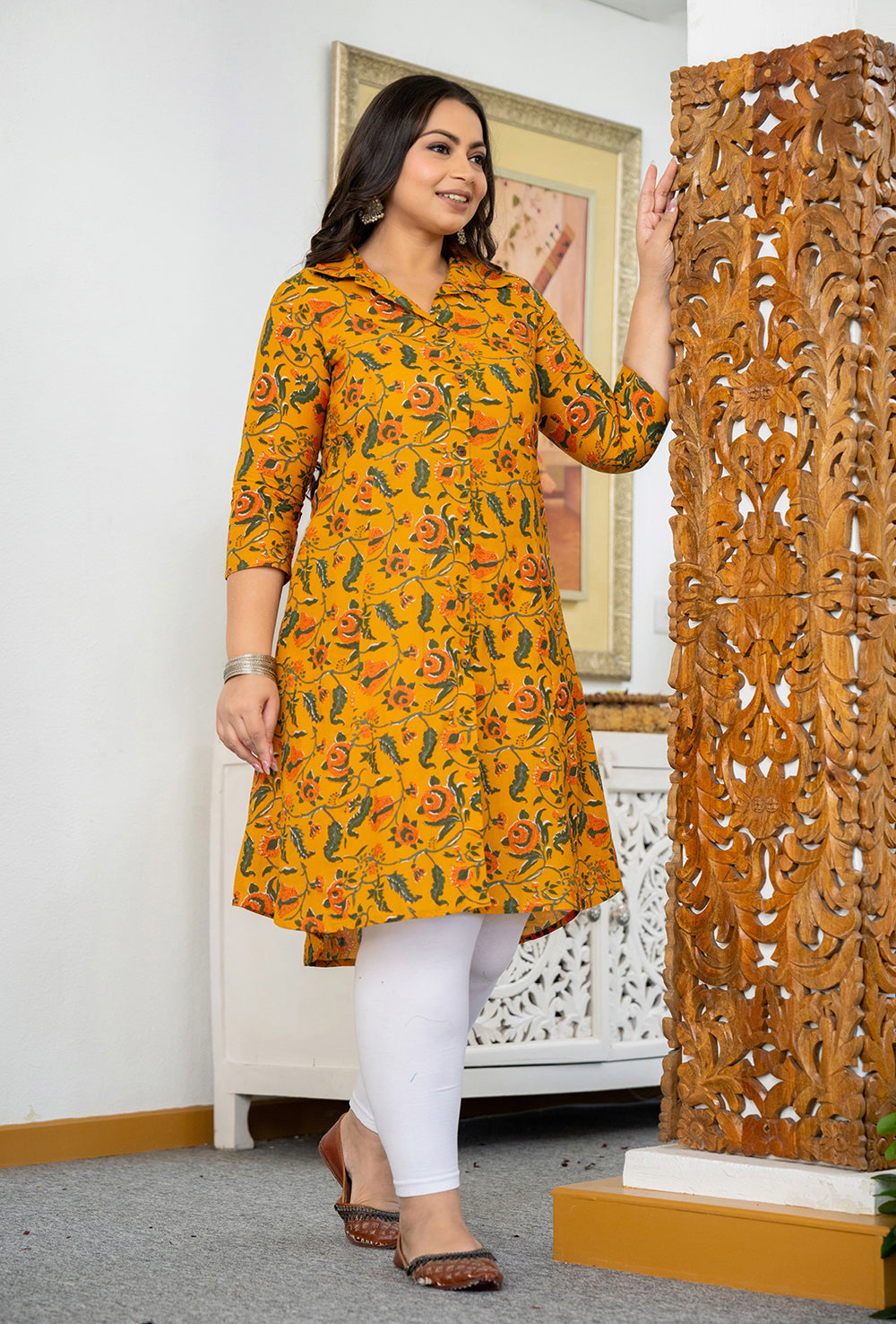 Kaajh Women's Yellow Floral Printed Plus Size Cotton Kurta
