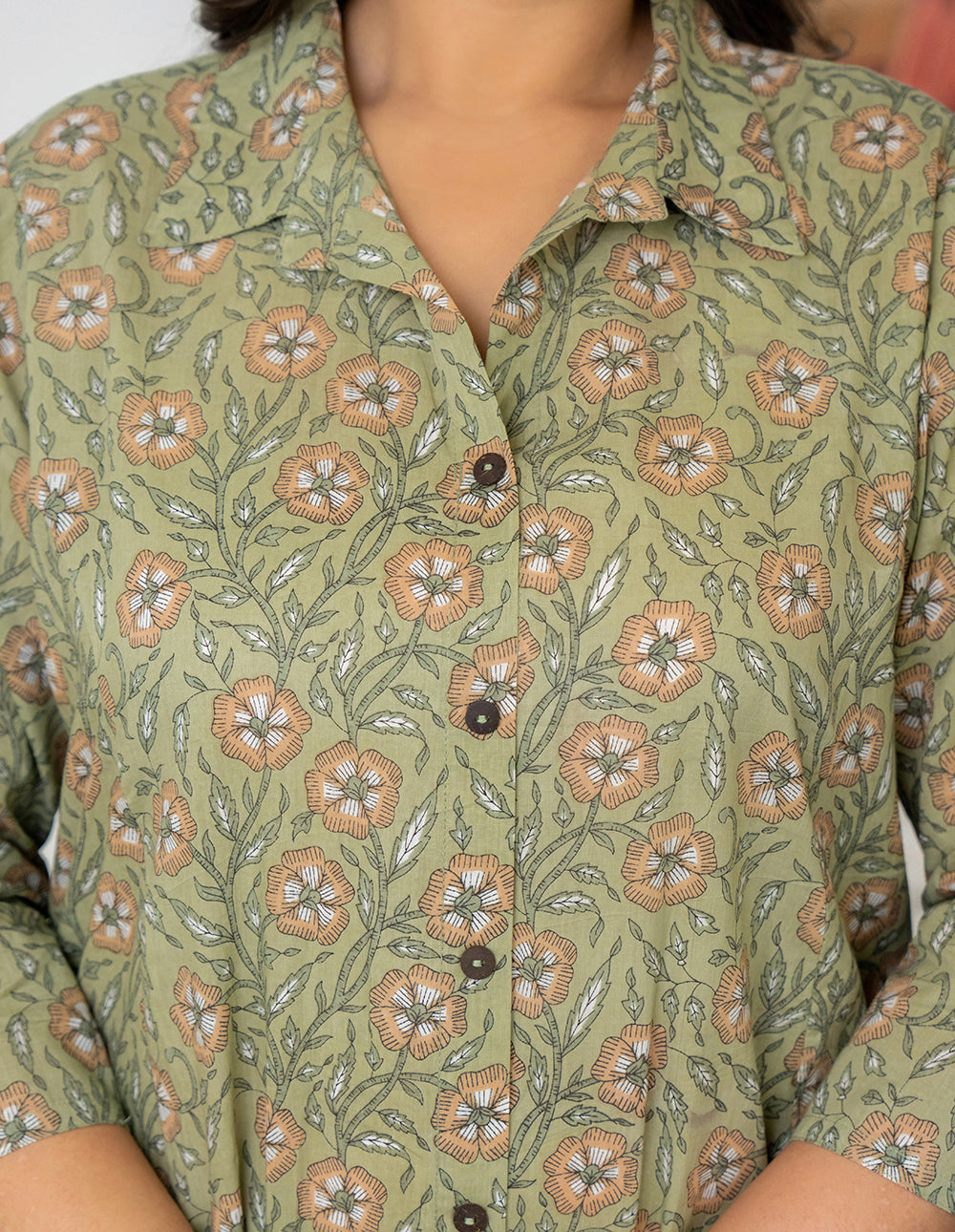 Kaajh Women's Green Floral Printed Plus Size Cotton Kurta