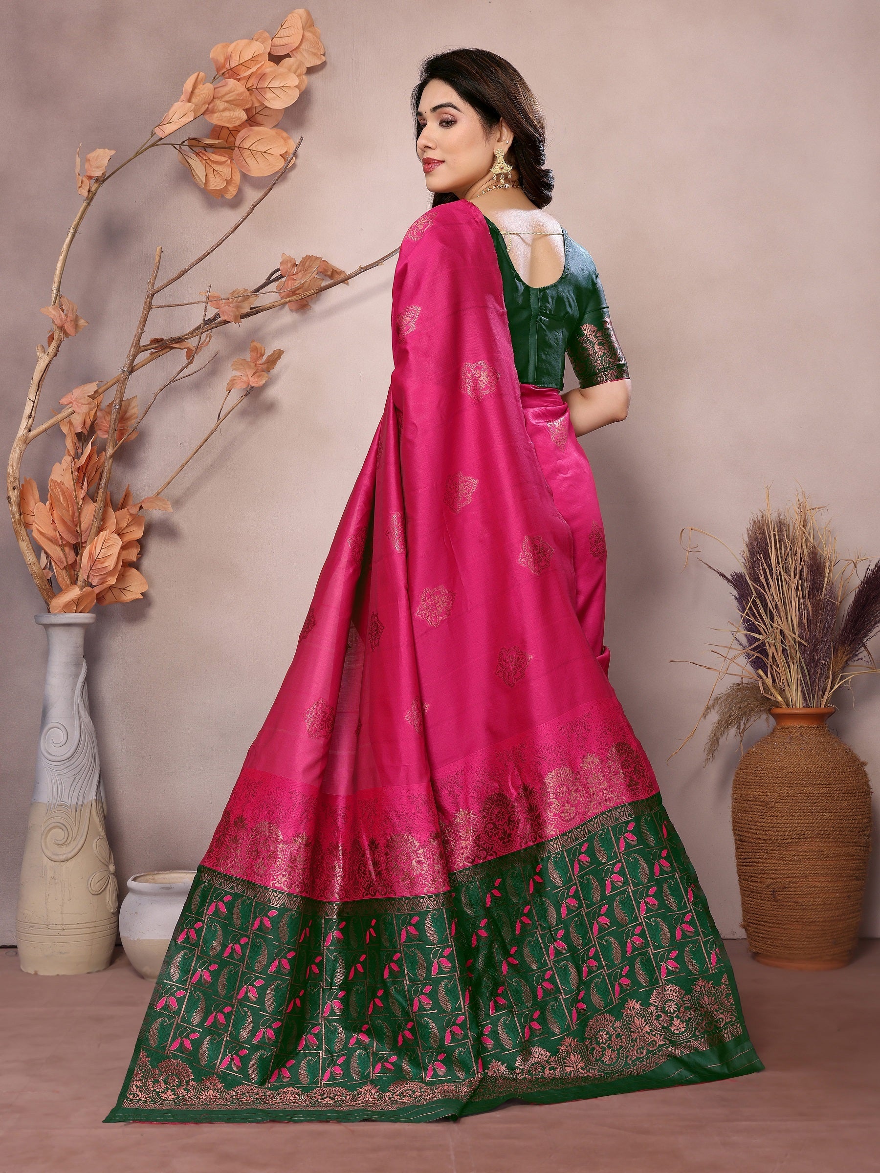 Vedant Vastram Soft Litchi Silk Kanjeevaram Saree - Pink