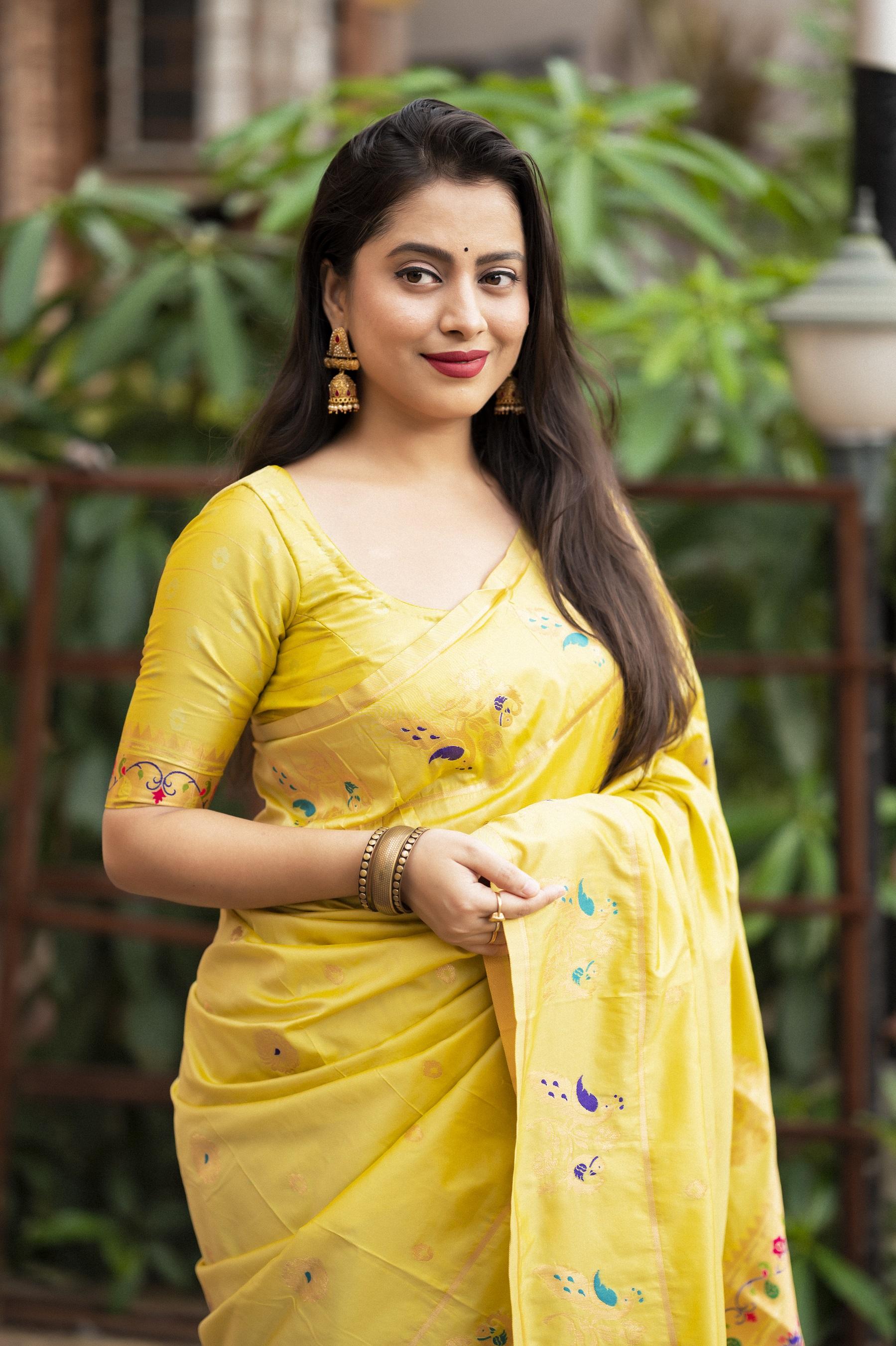 Lemon Green Pure Silk Woven Design Saree with Unstitched Blouse - Hiral Fashion