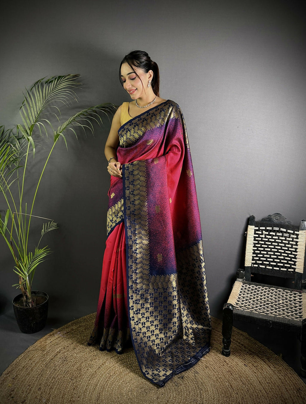 Joban Fashion Red Handloom Silk Ikkat Saree