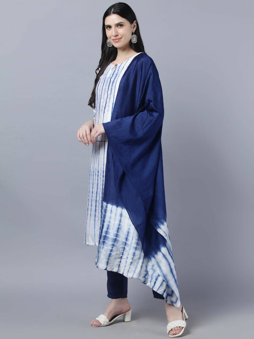 Myshka Women White Blue Tie Dyed Kurta Trousers With Dupatta Set