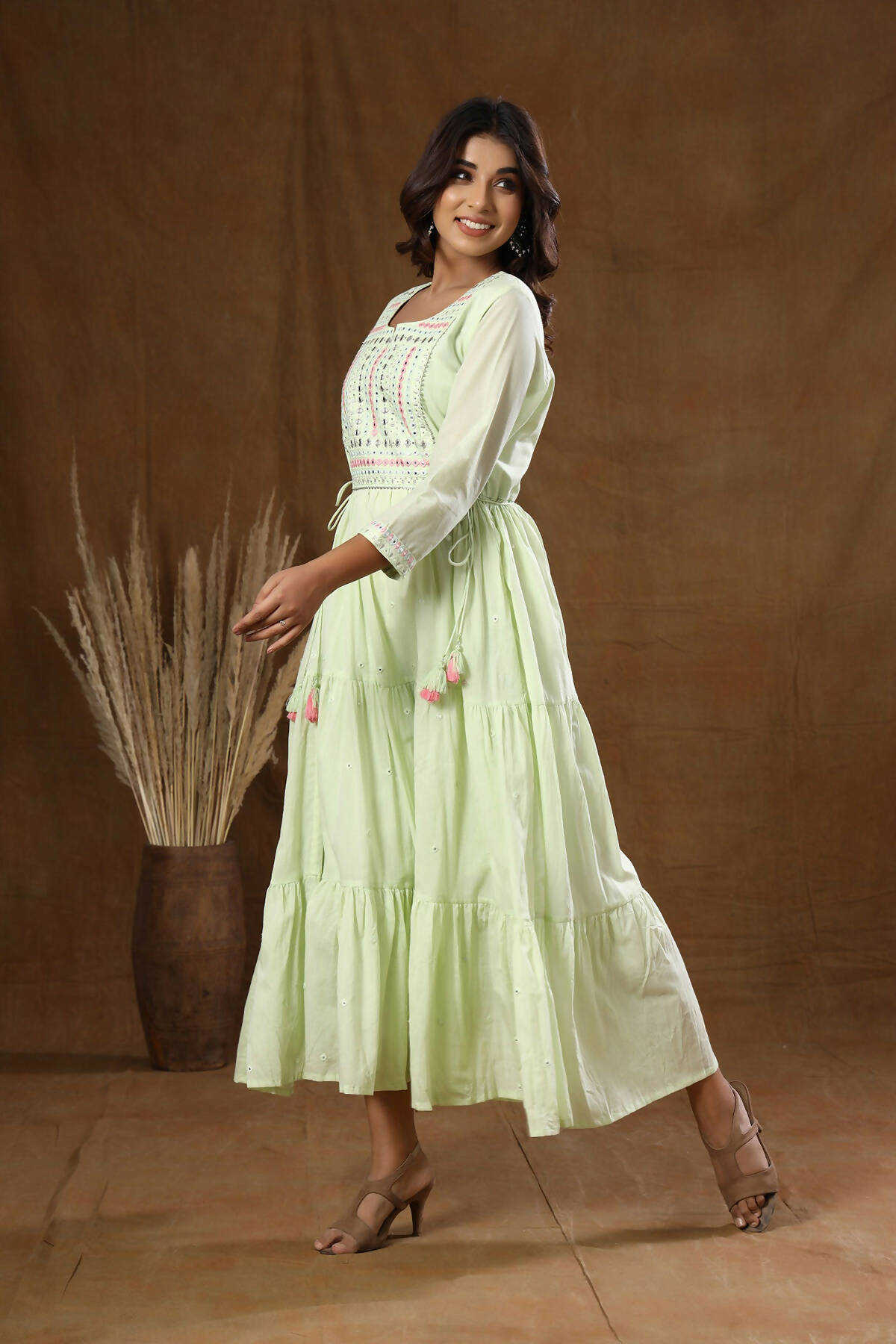 Kaajh Women's Green Mirror Embellishment Anarkali Kurta
