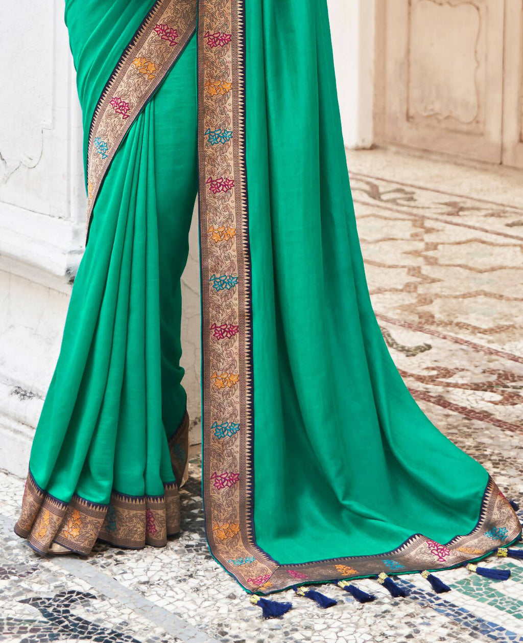 Sea Green Vichitra Solid Saree With Unstitched Blouse Piece - Juhi