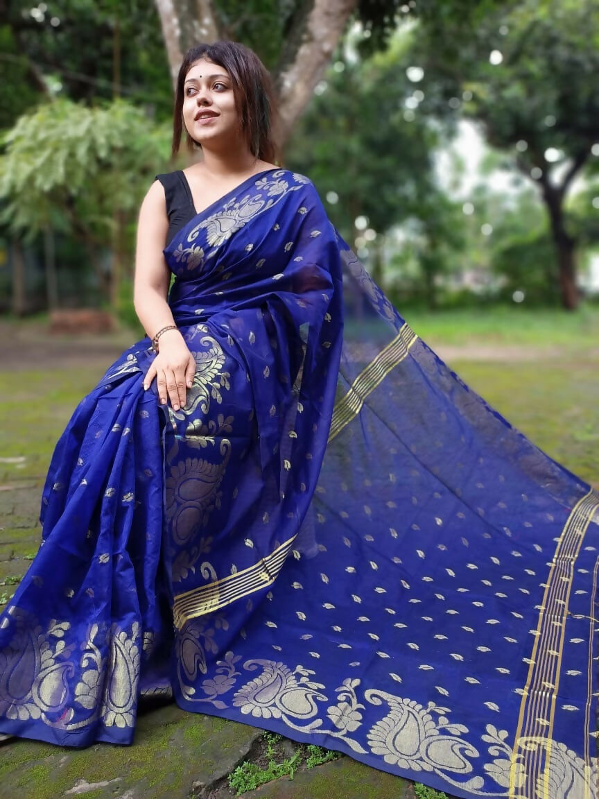 Exclusive Collection Blue Beautiful Cotton Silk Saree
