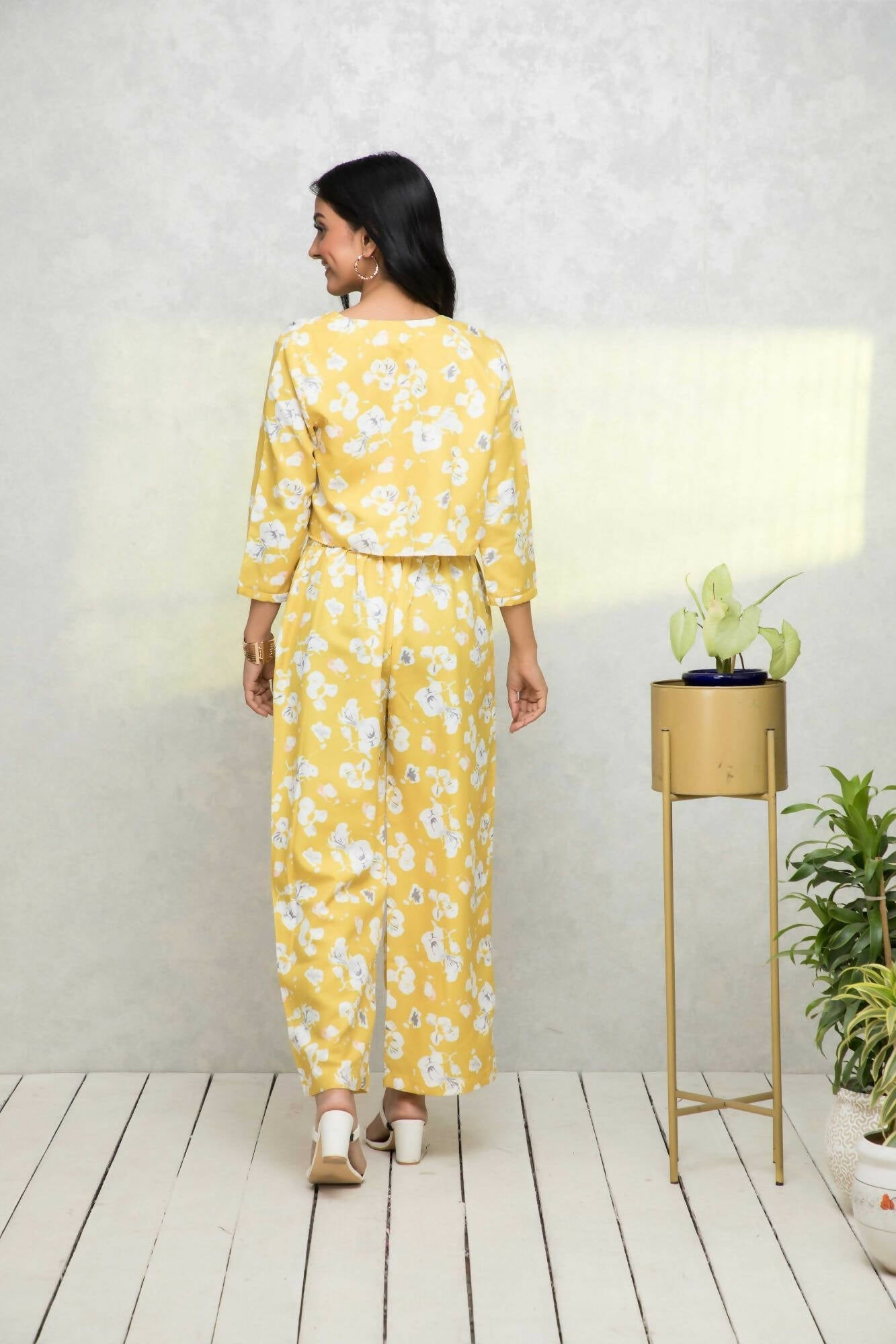 Myshka Women Yellow Printed Pastels Co-Ords