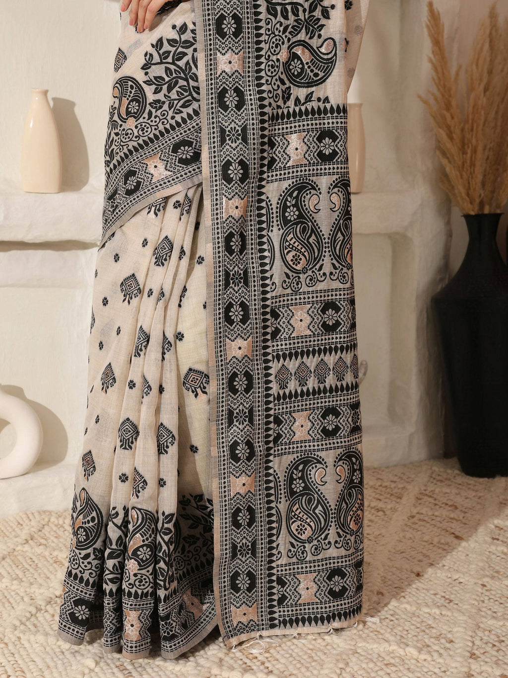 Shree Shyam Fashion Linen Cotton Black & Cream Saree