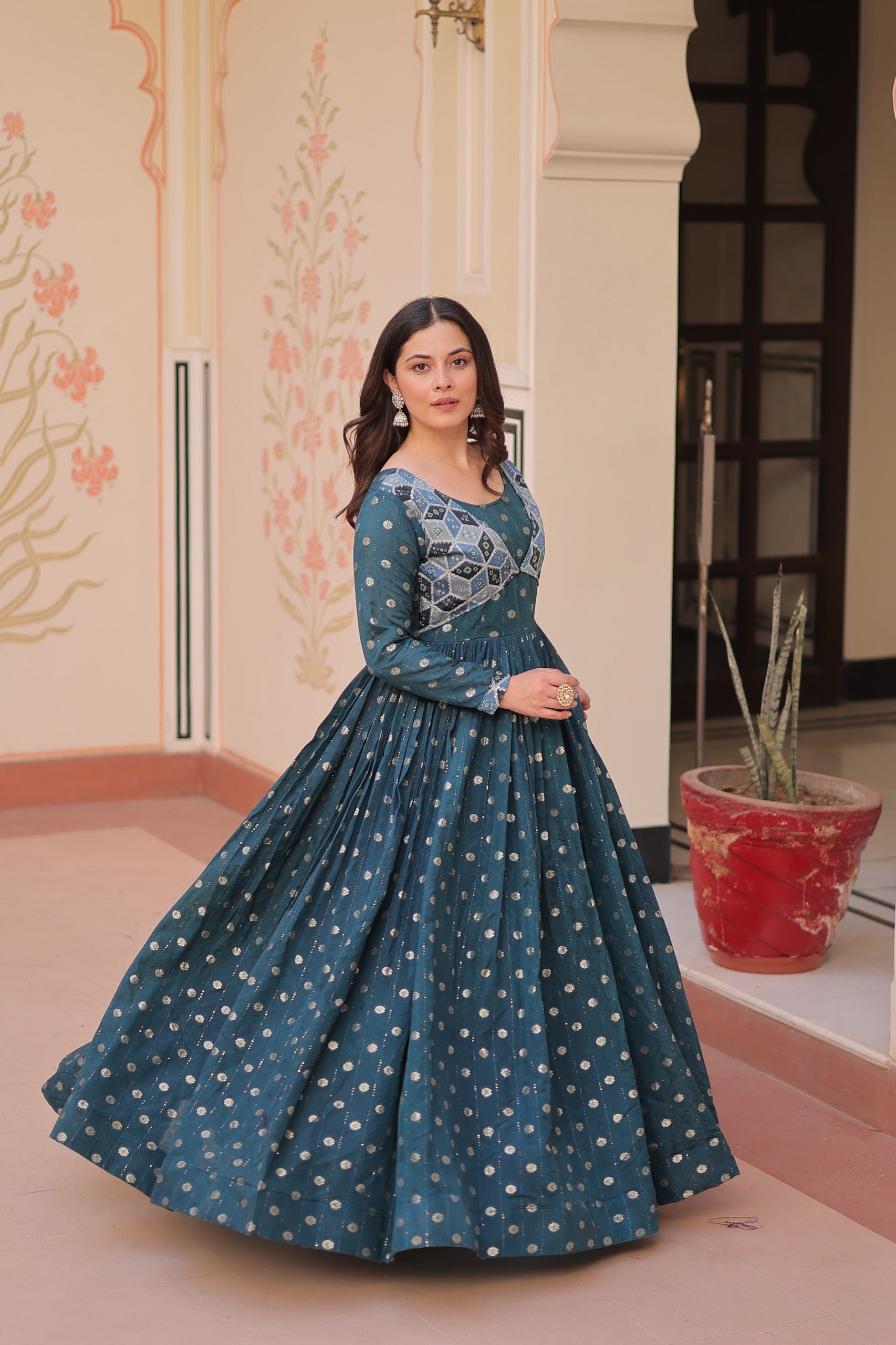 Prazu Fashion Rama Position Print Choli With Staple Jequard Weaving Work Gown