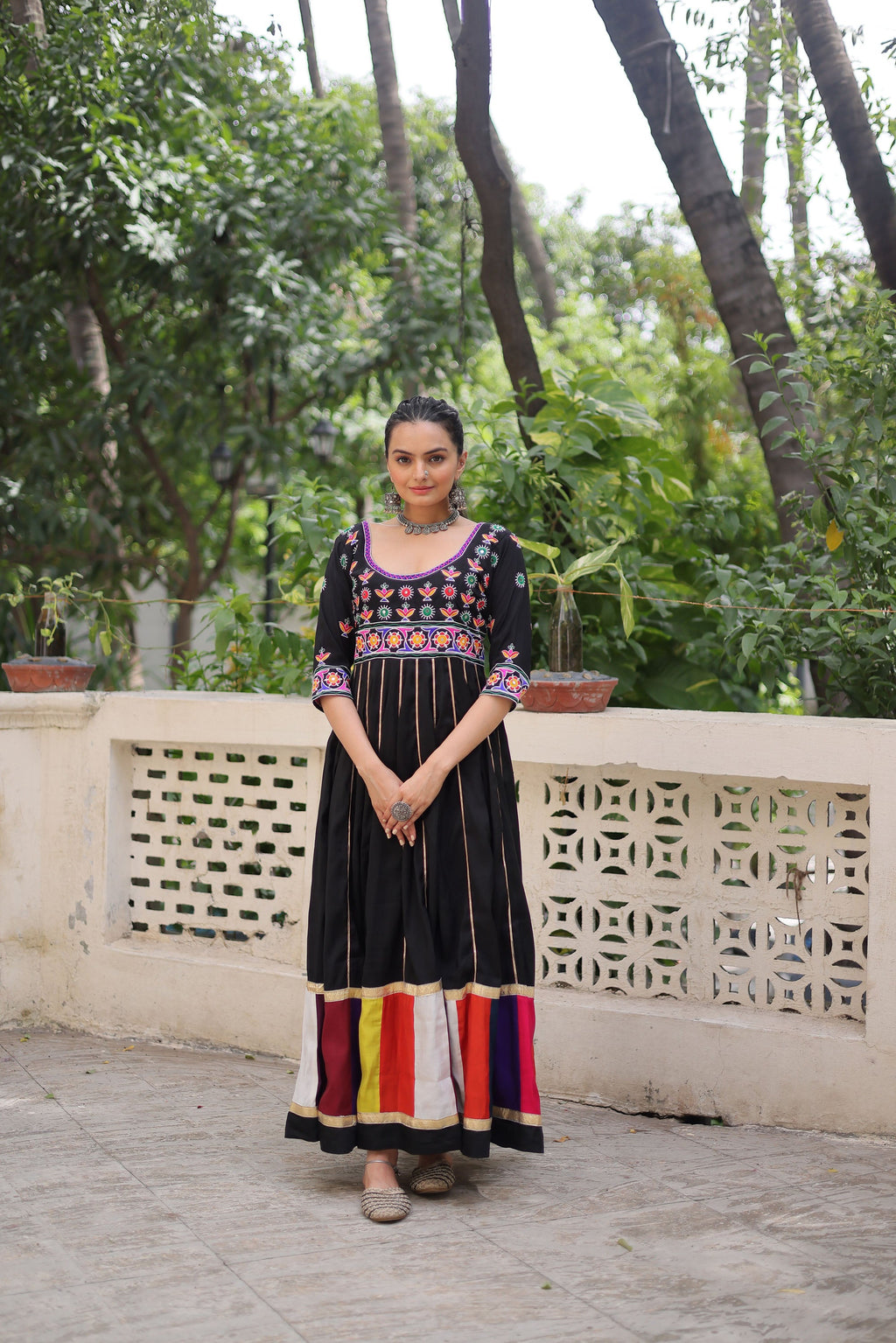 Lorenvalley Fashion Black Roman Silk with Thread work & Gota Lace embellished Work Gown
