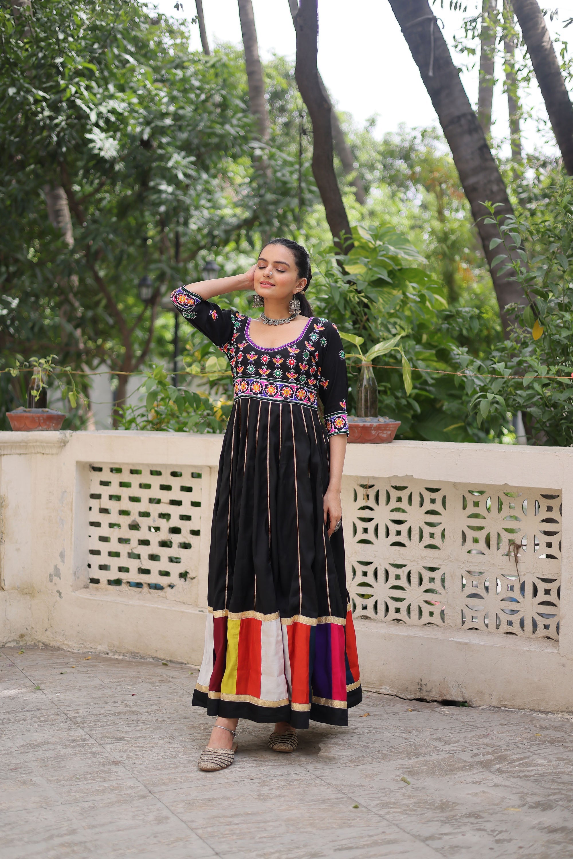 Lorenvalley Fashion Black Roman Silk with Thread work & Gota Lace embellished Work Gown