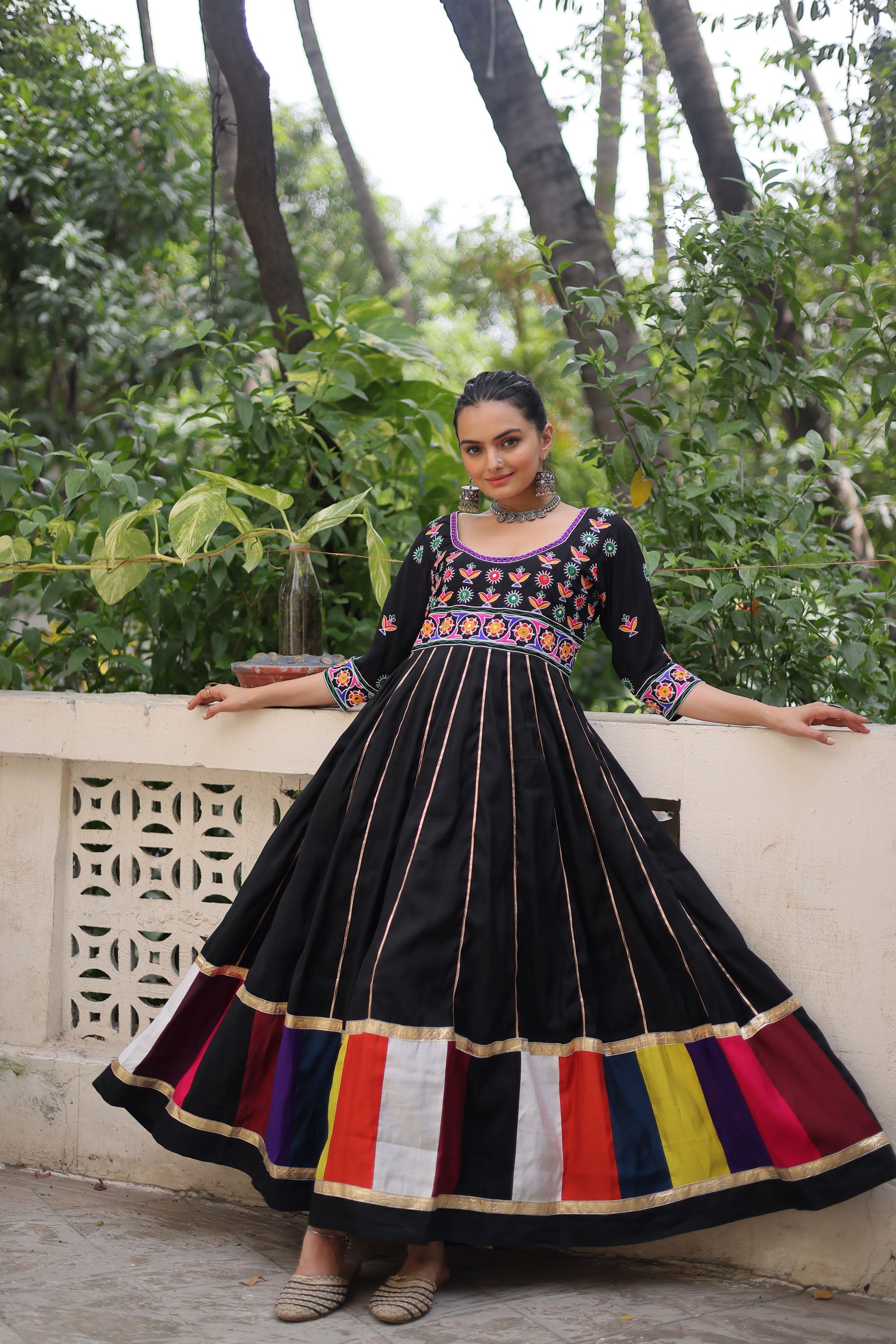 Lorenvalley Fashion Black Roman Silk with Thread work & Gota Lace embellished Work Gown