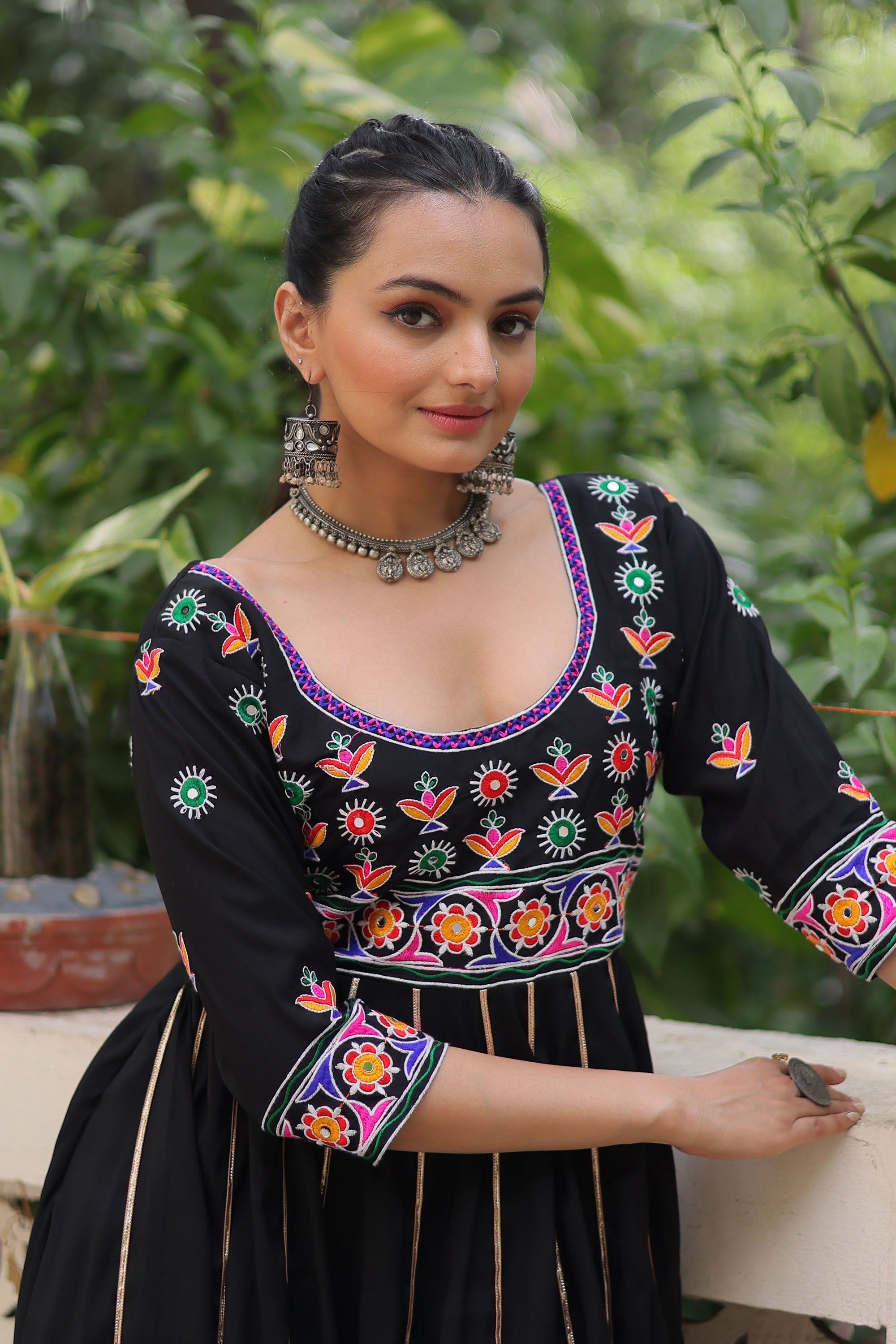 Lorenvalley Fashion Black Roman Silk with Thread work & Gota Lace embellished Work Gown
