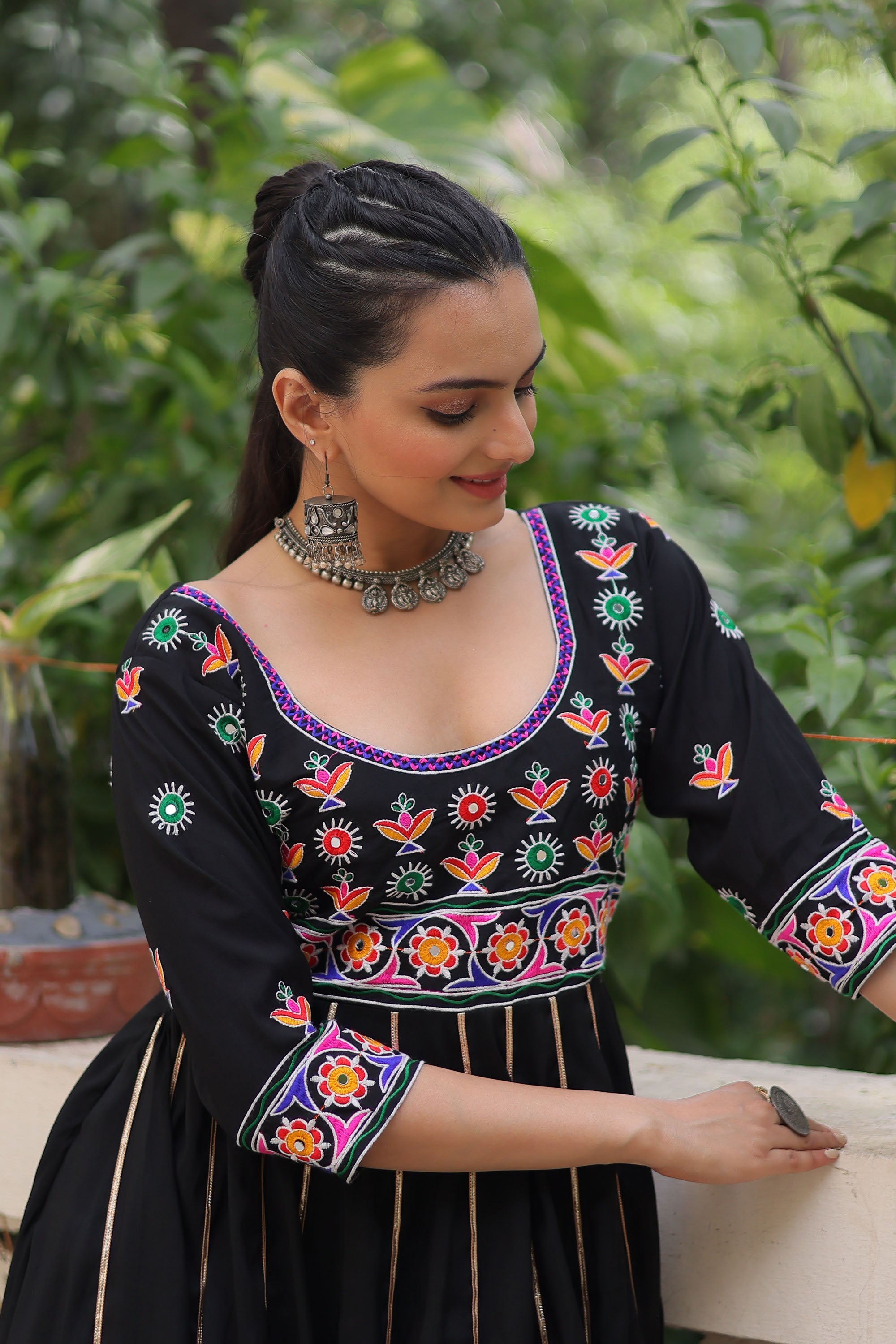 Lorenvalley Fashion Black Roman Silk with Thread work & Gota Lace embellished Work Gown