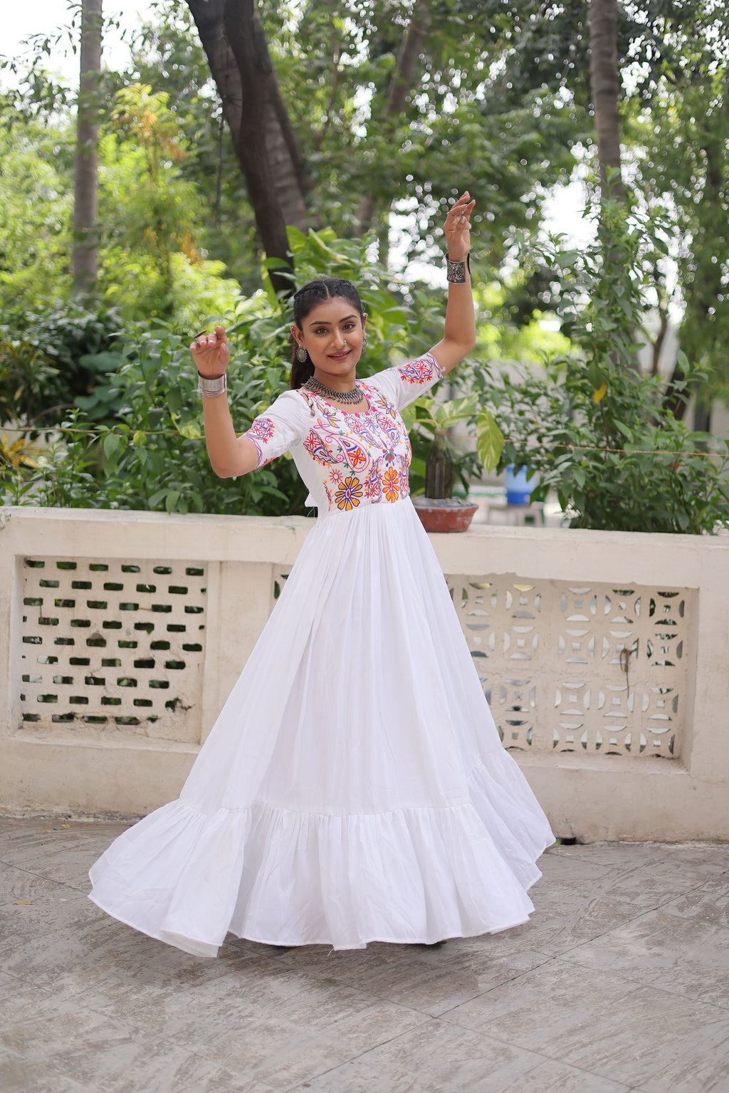 Lorenvalley Fashion White Rayon with Kutchi Gamthi Embroidered Thread Work Gown