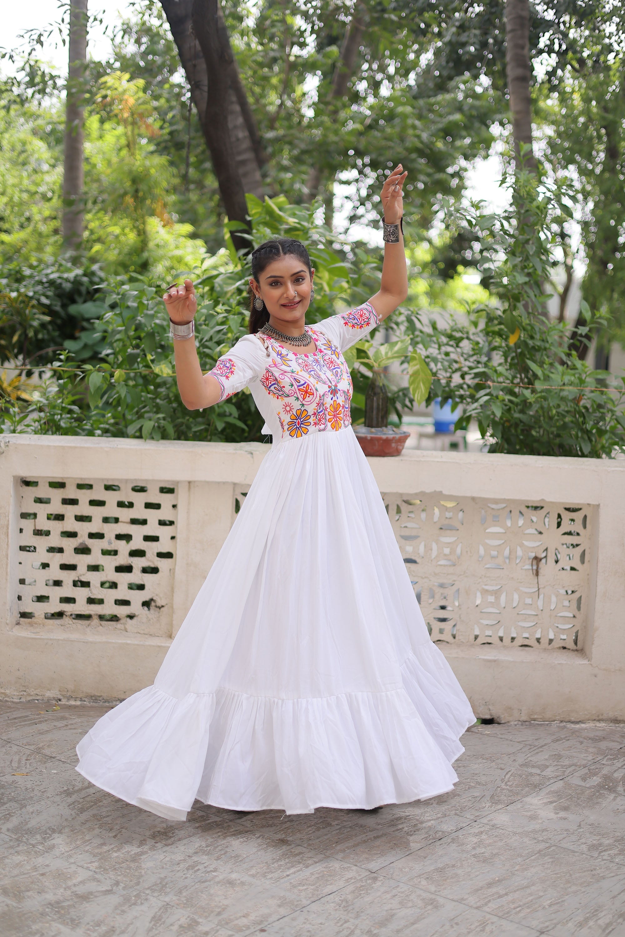 Lorenvalley Fashion White Rayon with Kutchi Gamthi Embroidered Thread Work Gown